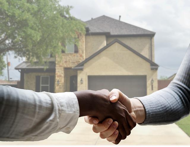 8 Most Important Factors to Consider When Buying a House